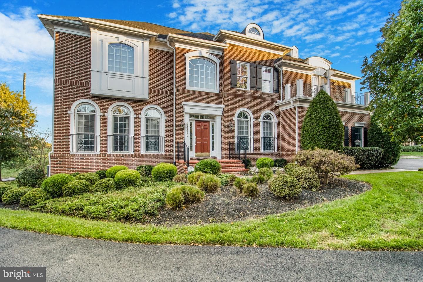 43515 Squirrel Ridge Place photo 1