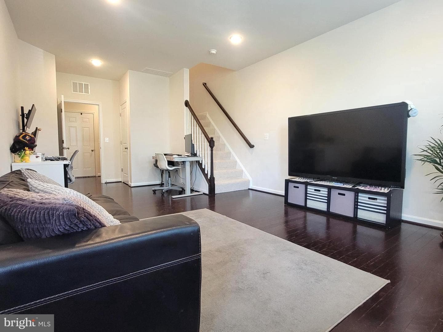 42043 Berkley Hill Terrace photo 3