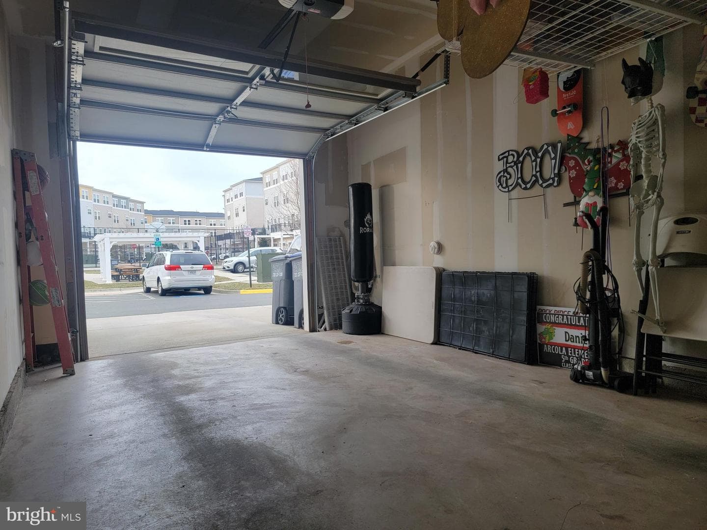42043 Berkley Hill Terrace photo 35