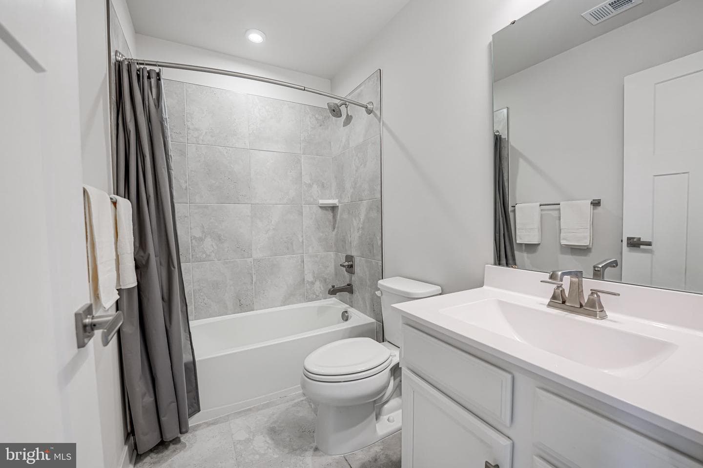 42560 Antonia Terrace photo 14