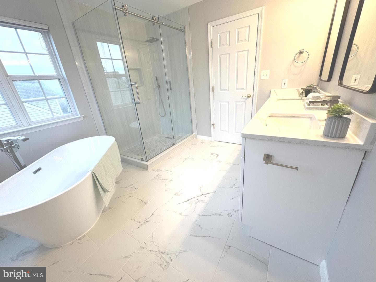 43346 Earls Court photo 22