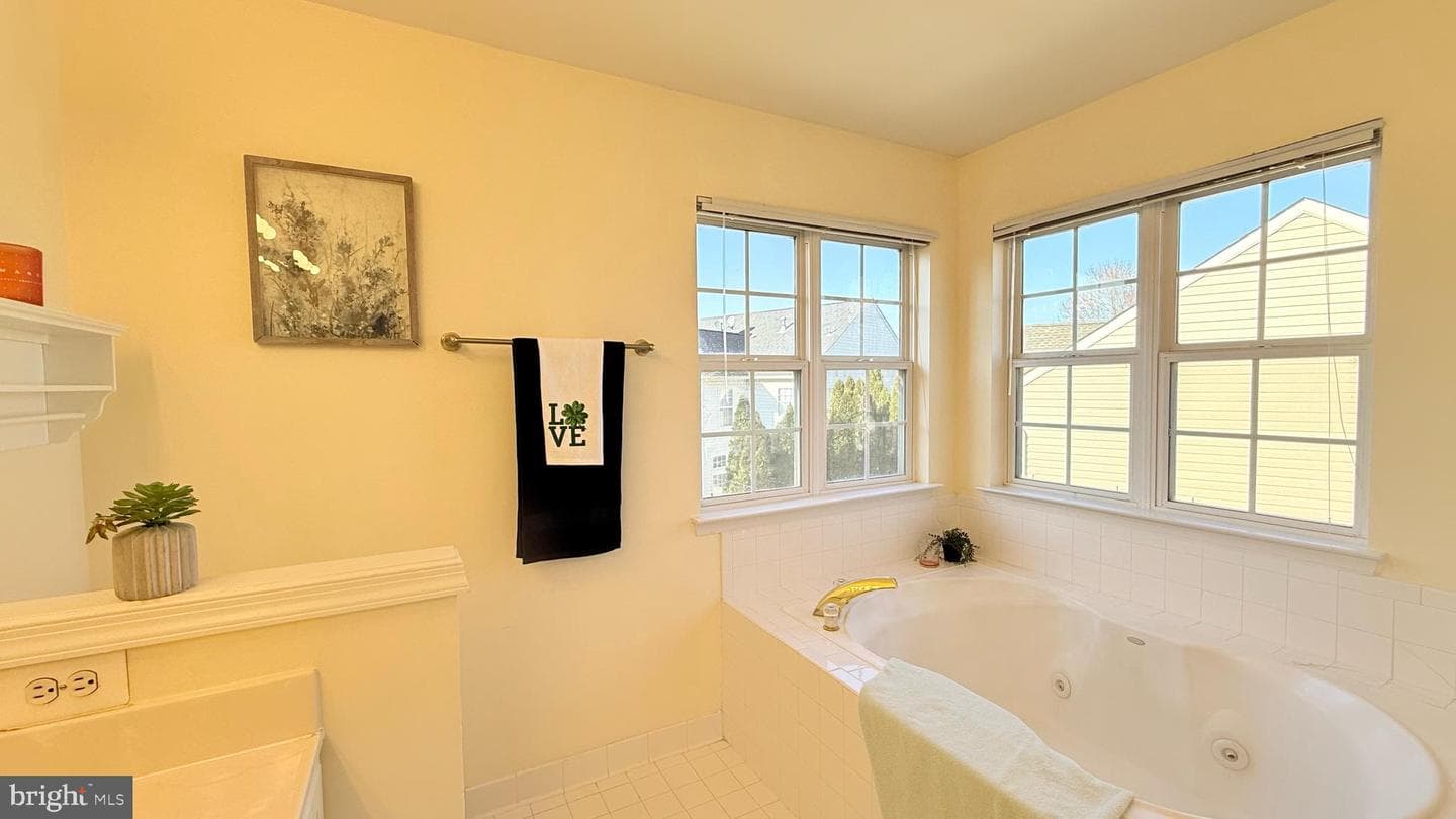 43346 Earls Court photo 25