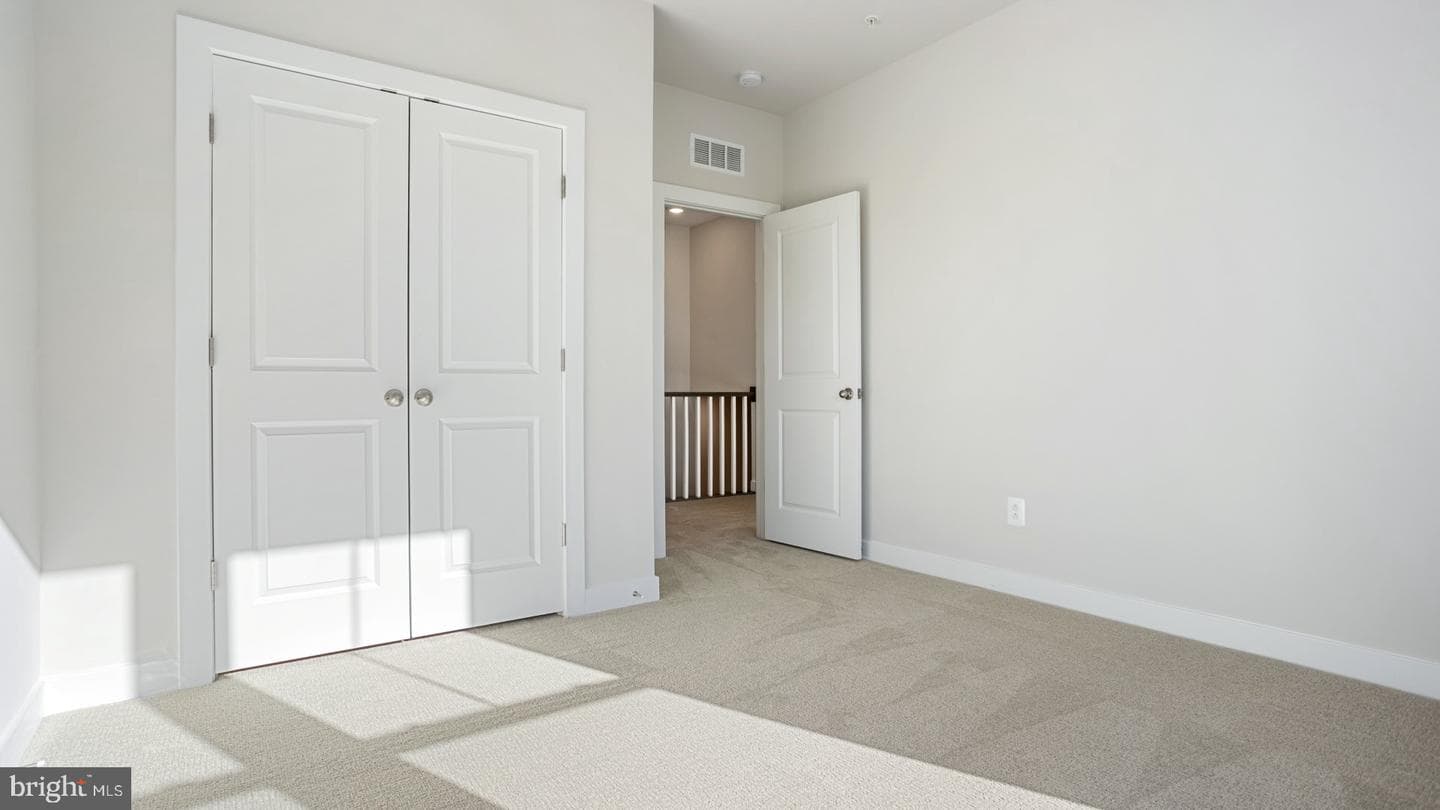 45177 Drowes Terrace photo 11