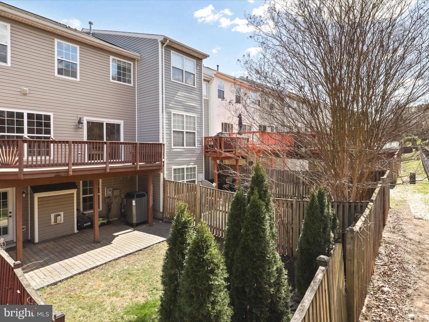 18469 Wide Meadow Square photo 32