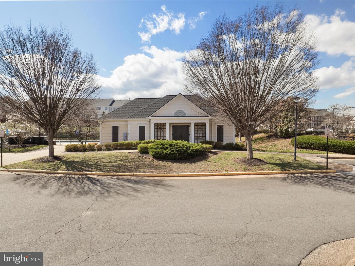 18469 Wide Meadow Square photo 36