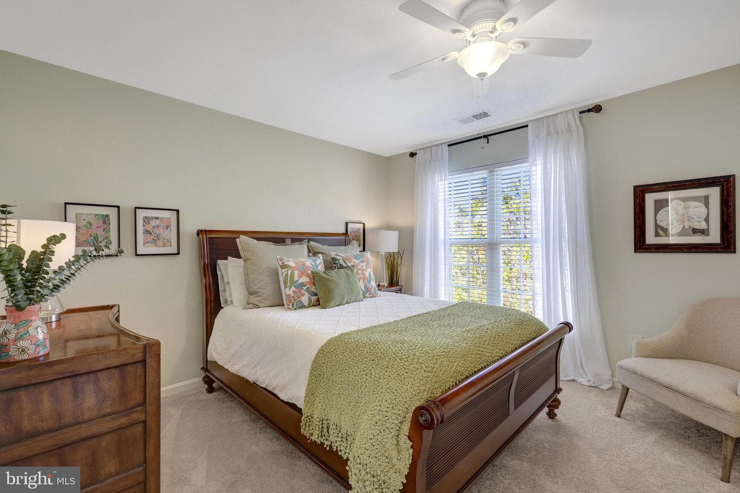 21418 Plymouth Place photo 40