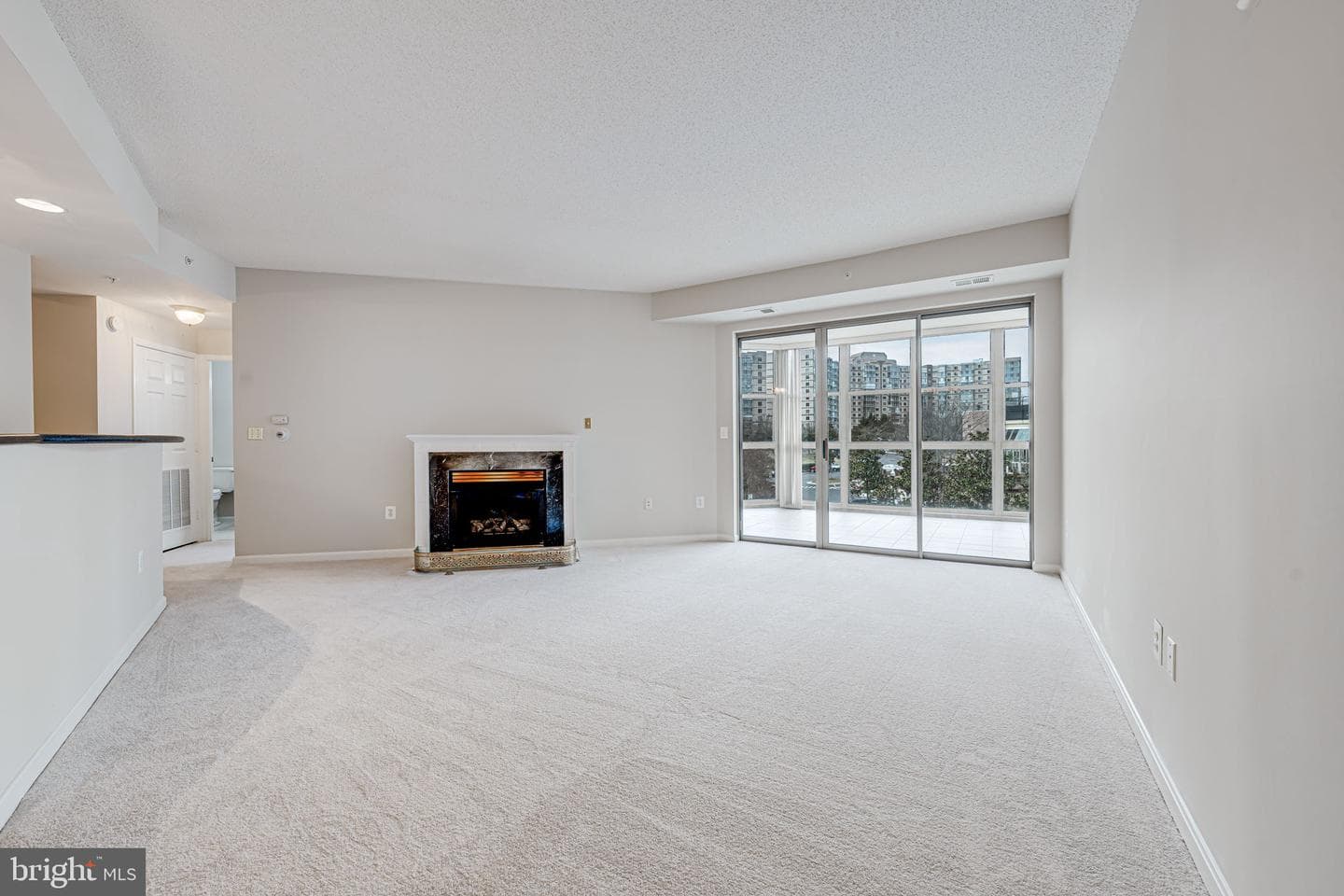 19360 Magnolia Grove Square #207 photo 5