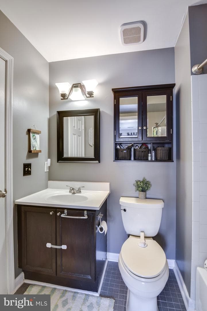 46824 Lawnes Creek Terrace photo 15