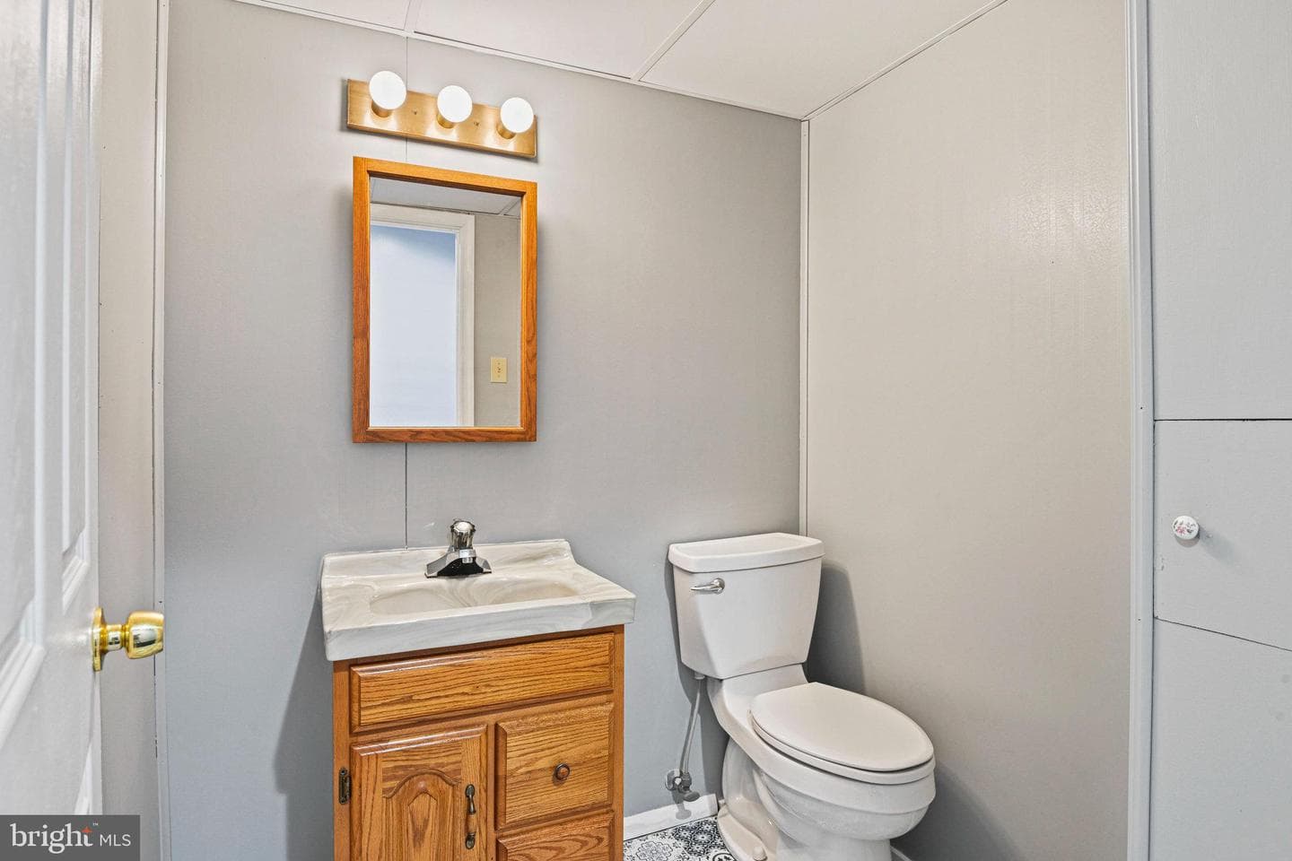 73 S Cottage Road photo 36