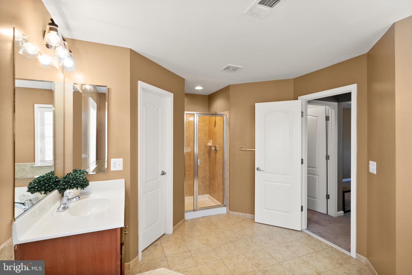 24973 Devonian Drive photo 24