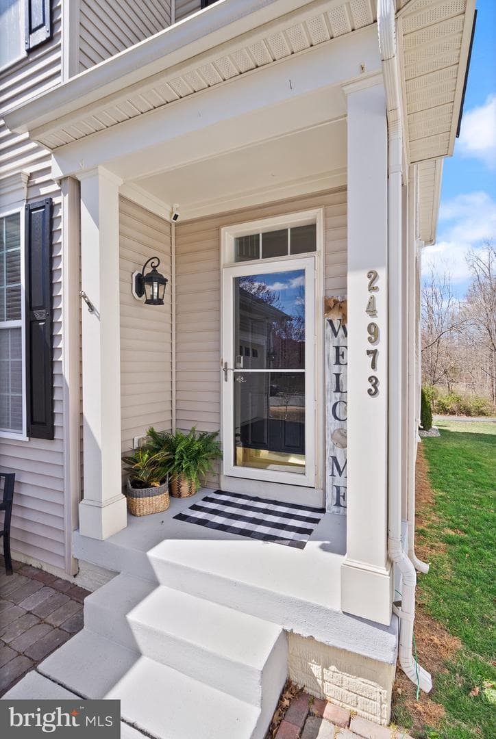 24973 Devonian Drive photo 3