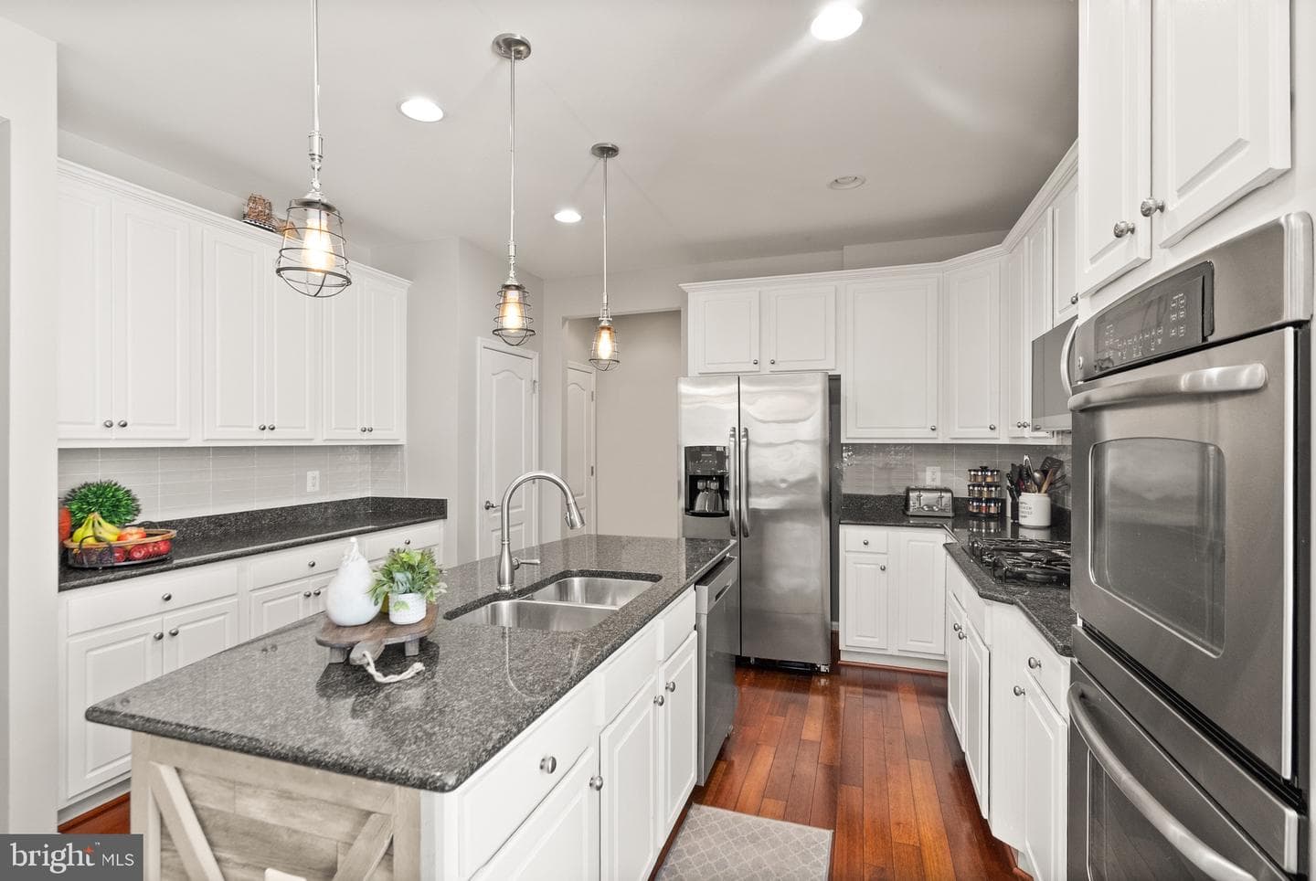 24973 Devonian Drive photo 9
