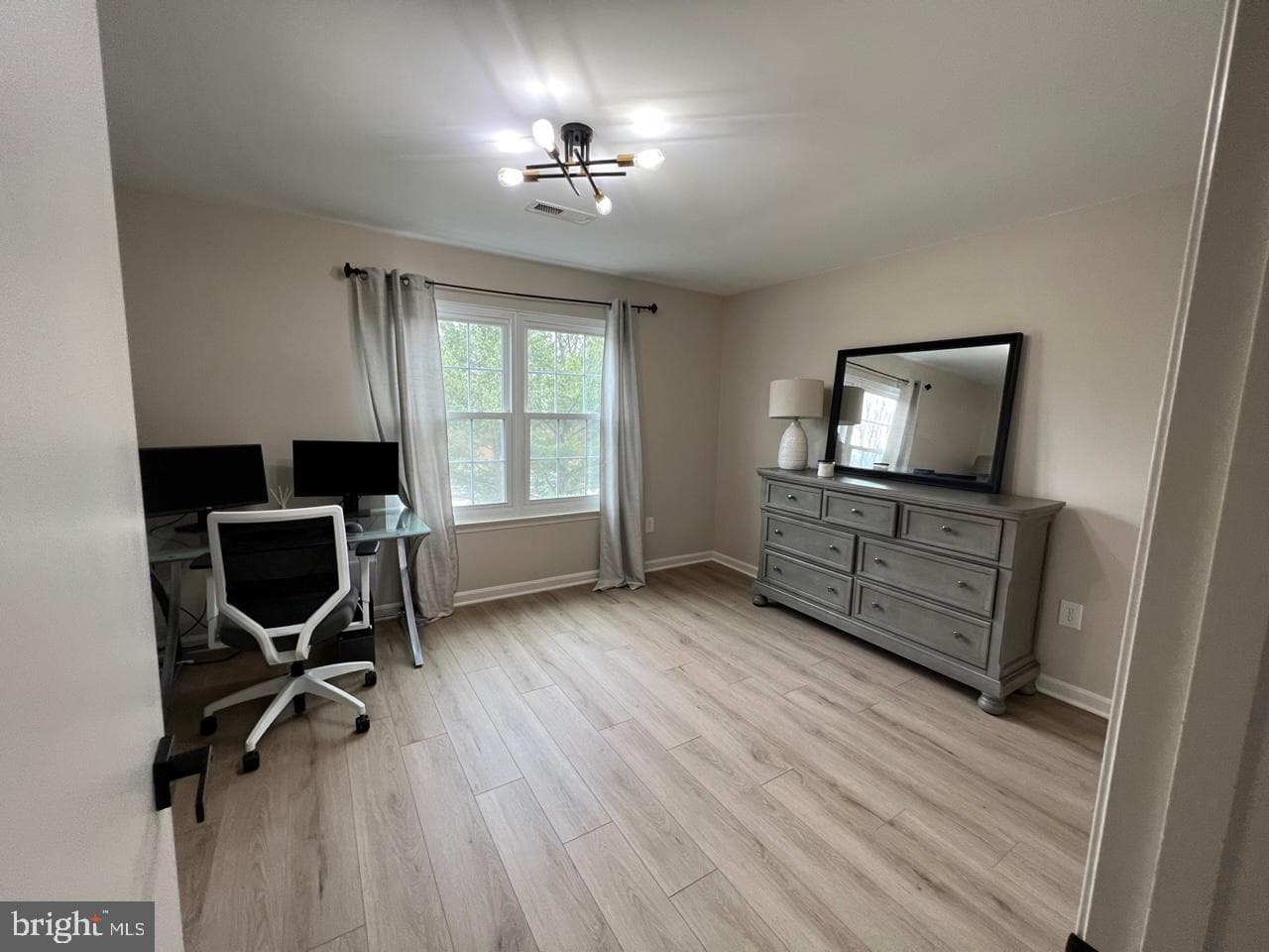 20202 Foothill Terrace photo 19