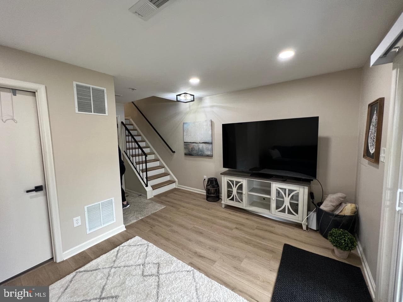 20202 Foothill Terrace photo 23