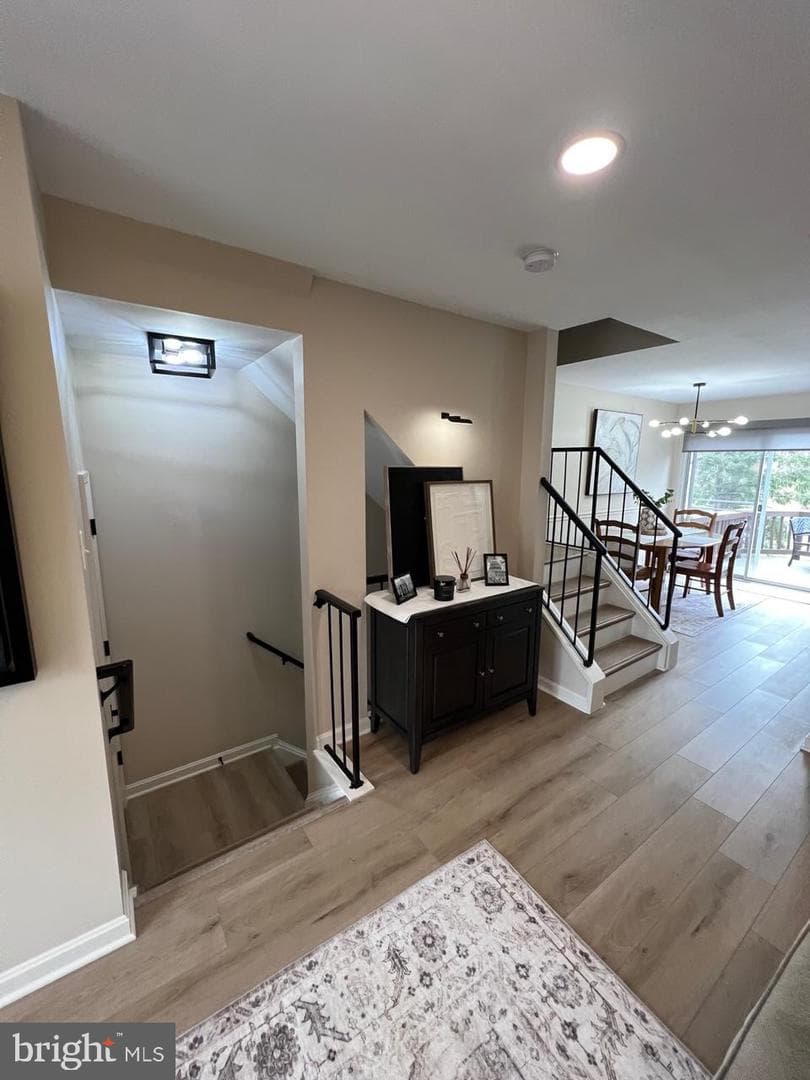 20202 Foothill Terrace photo 3