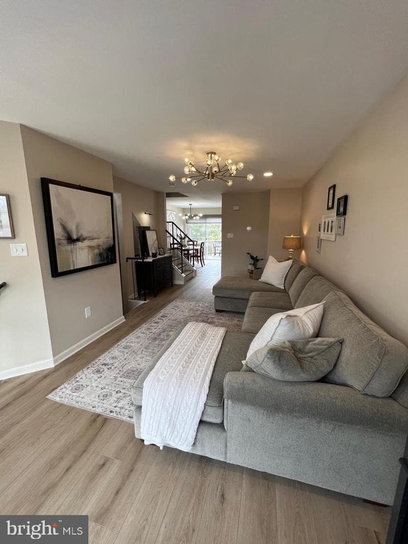 20202 Foothill Terrace photo 4