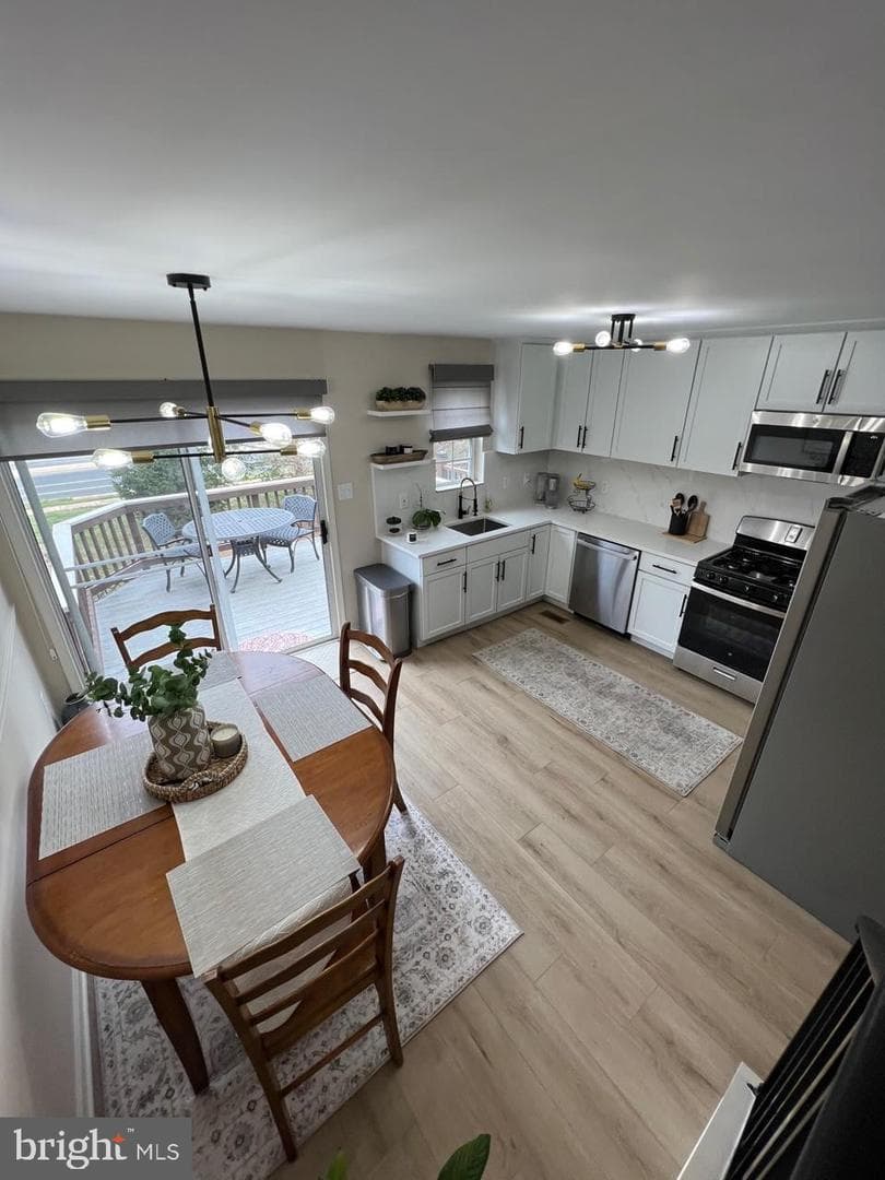 20202 Foothill Terrace photo 7