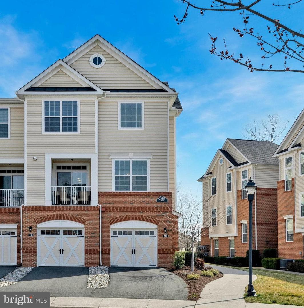 23215 Milltown Knoll Square #114 photo 28