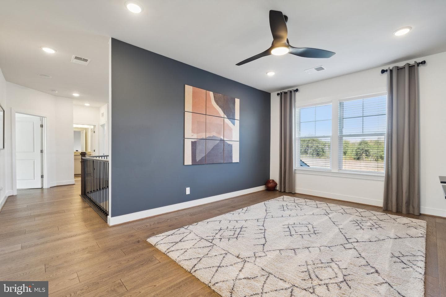 26535 Henry Hill Drive photo 19