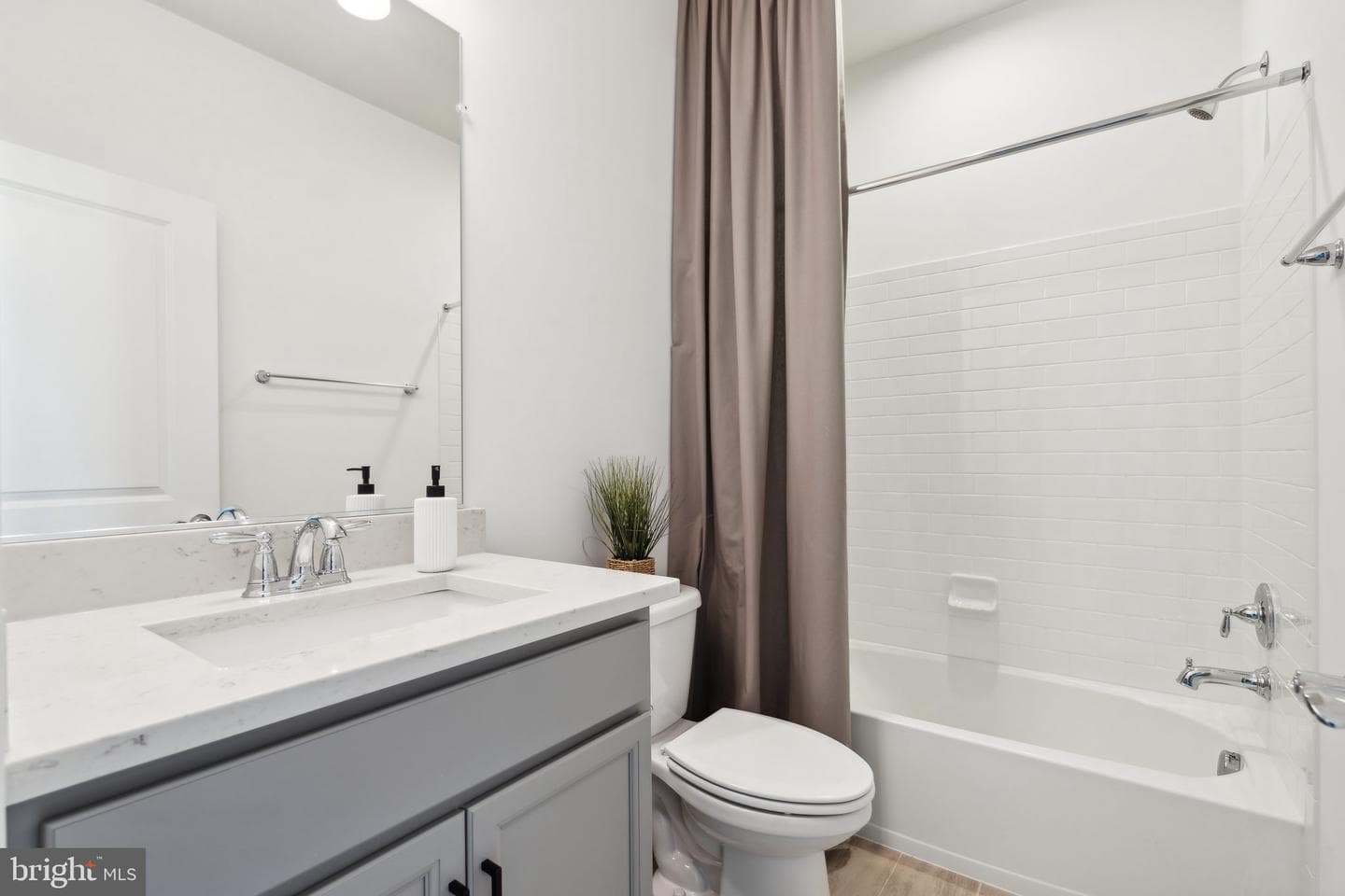 26535 Henry Hill Drive photo 29