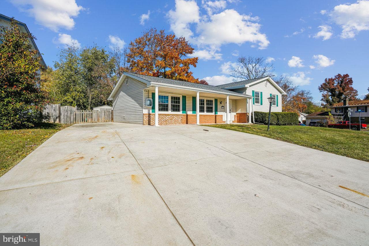 1105 E Holly Avenue photo 36