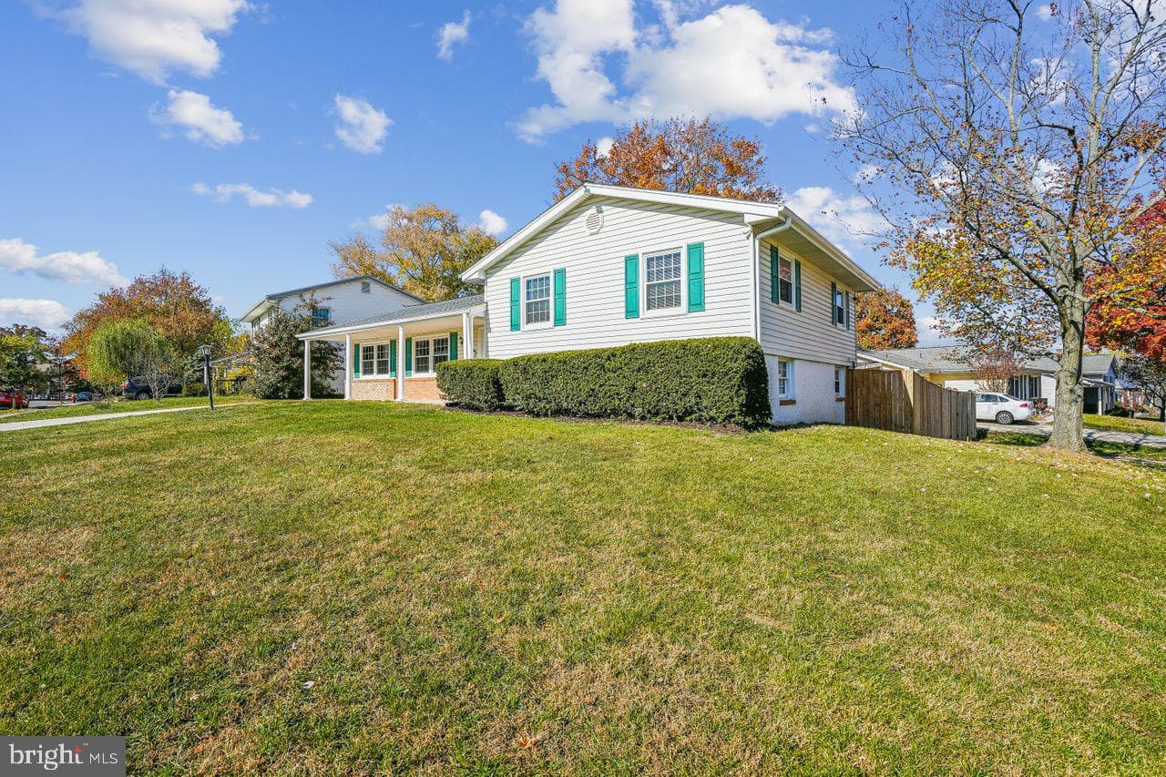 1105 E Holly Avenue photo 37