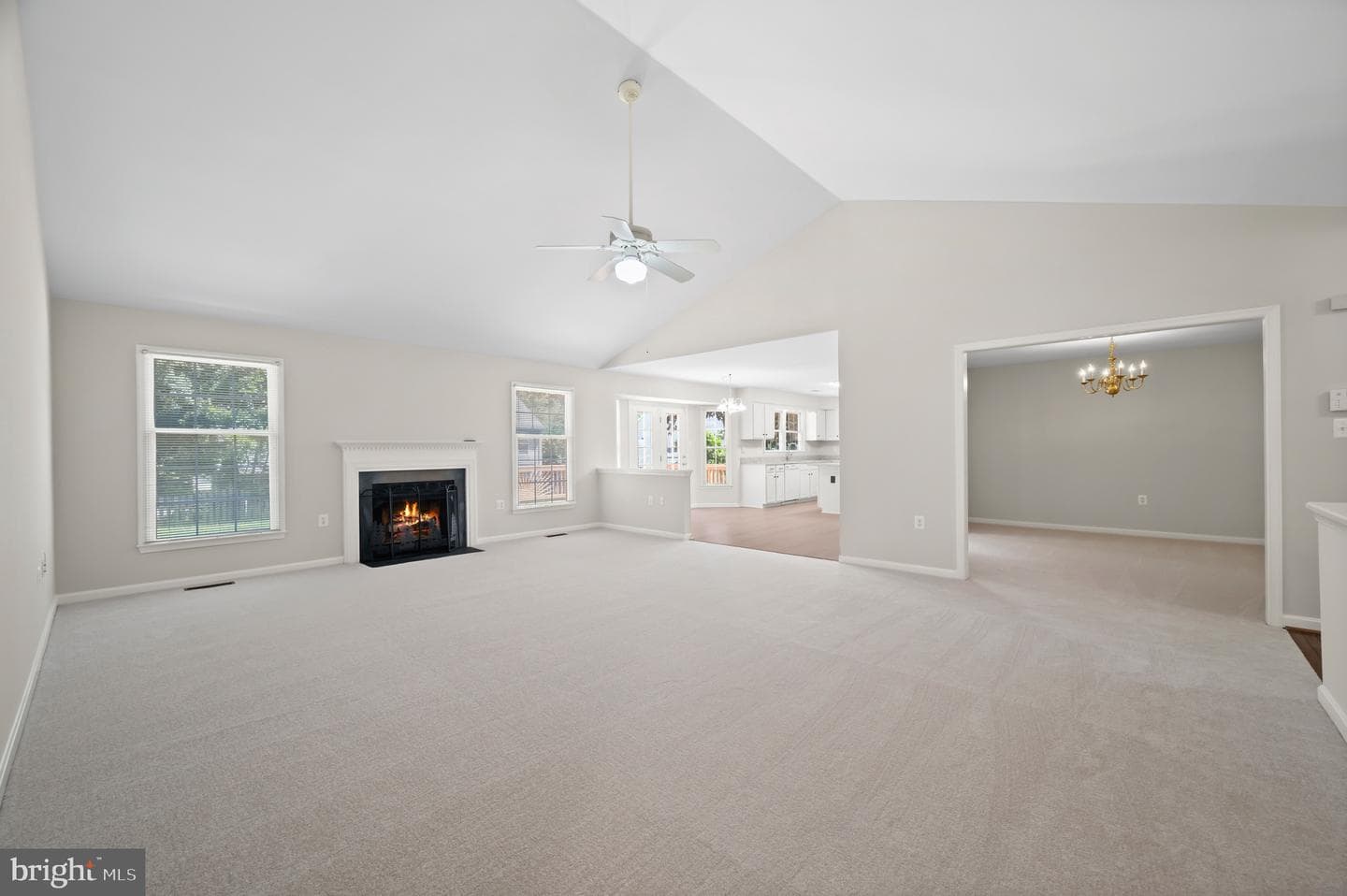 208 Cranbrook Drive NE photo 10