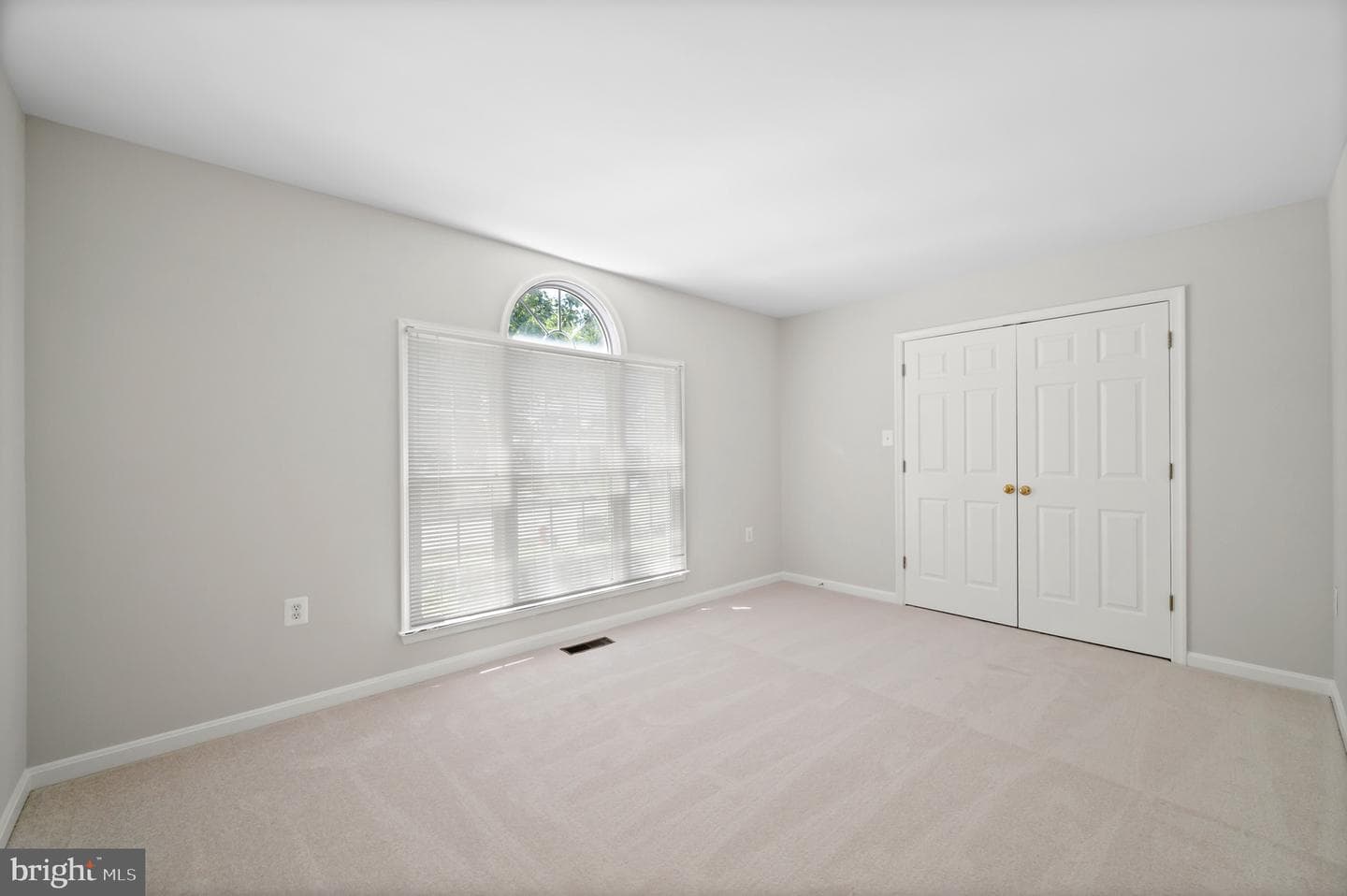208 Cranbrook Drive NE photo 35