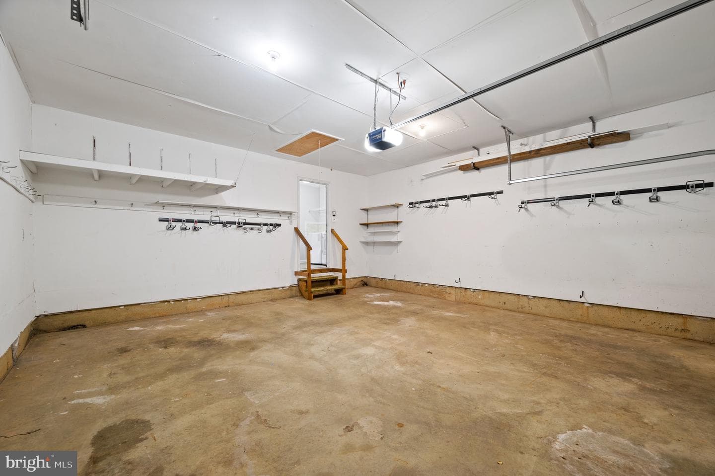 208 Cranbrook Drive NE photo 60