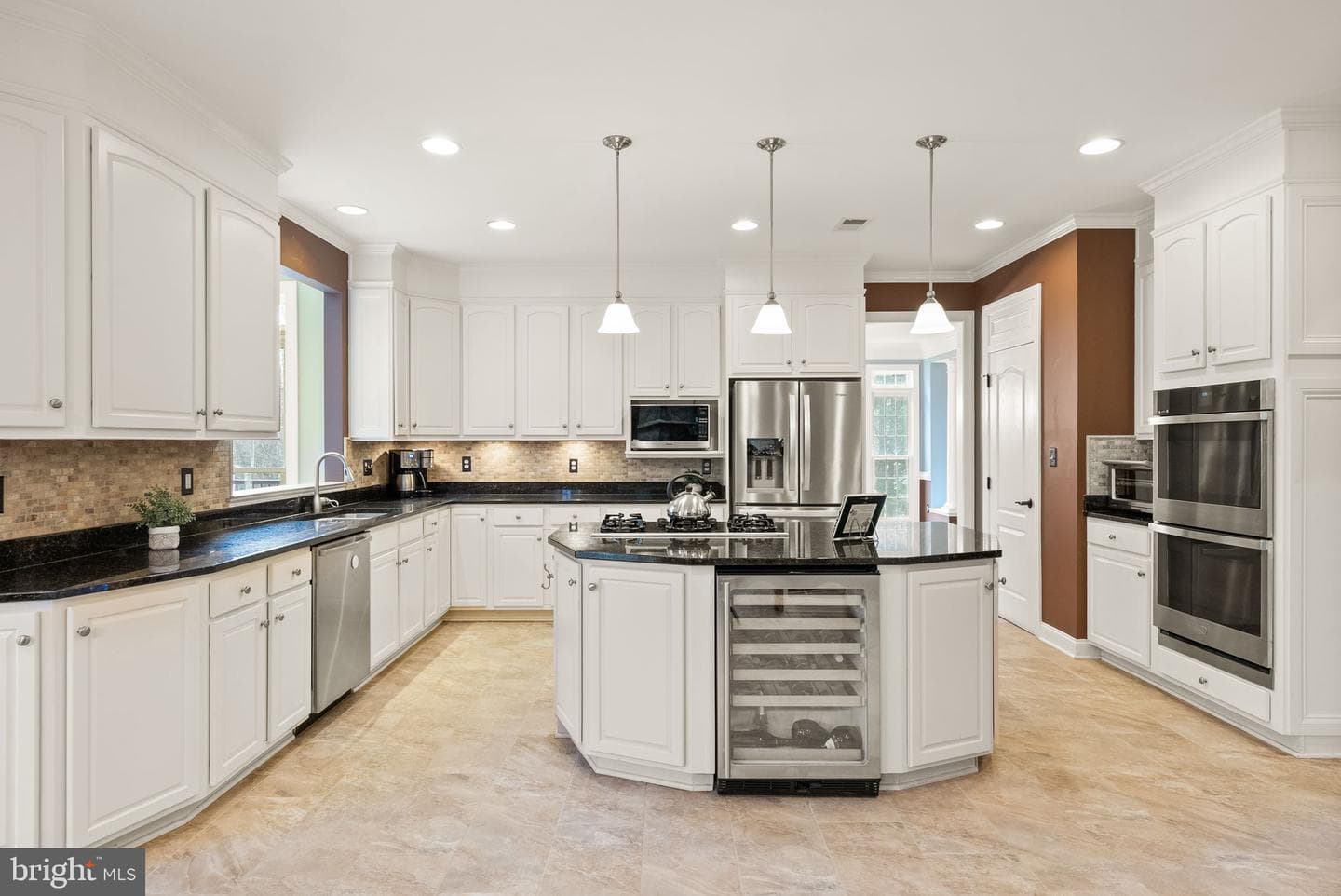 24158 Dark Hollow Circle photo 22