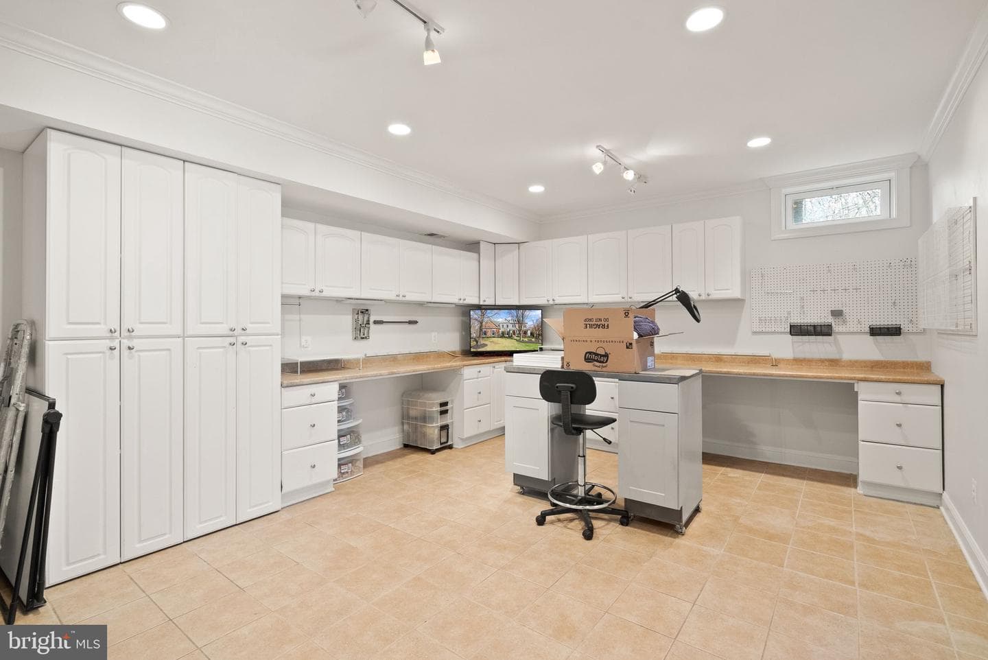 24158 Dark Hollow Circle photo 77