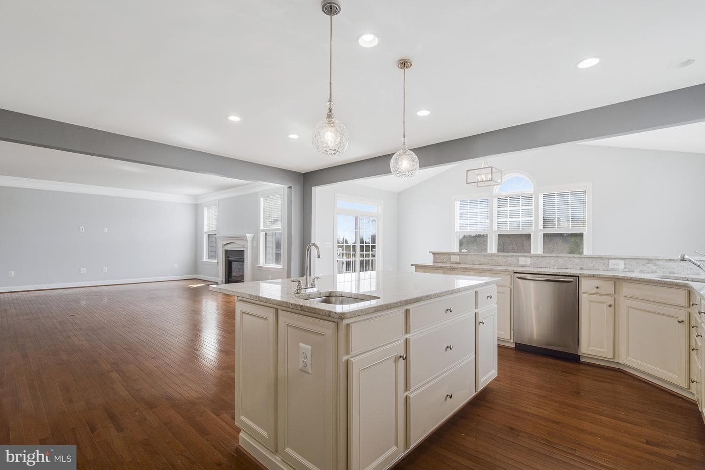 41729 Wakehurst Place photo 24