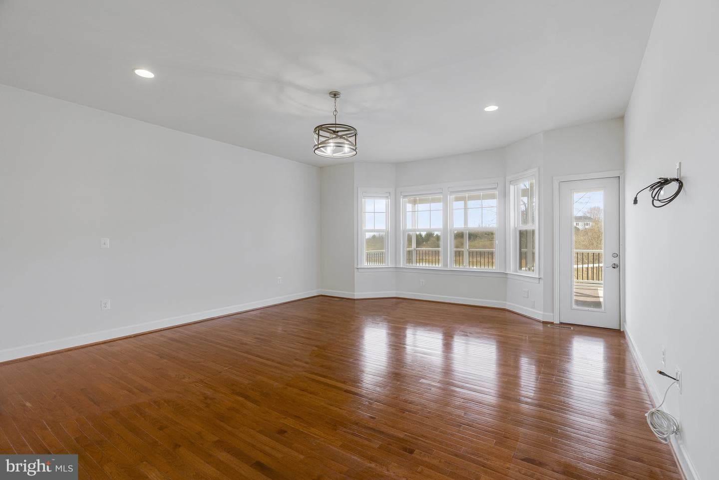 41729 Wakehurst Place photo 32