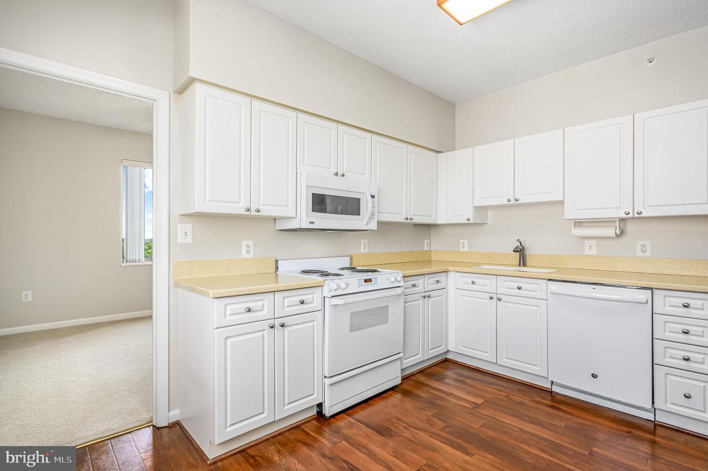 19375 Cypress Ridge Terrace #906 photo 12