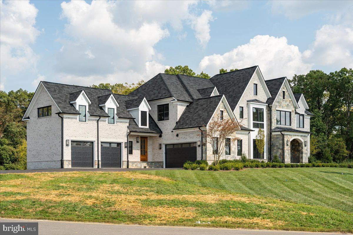 Seabiscuit Park Place, Middleburg