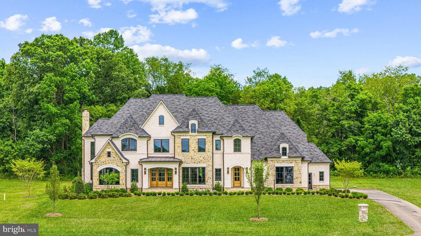 Seabiscuit Park Place, Middleburg