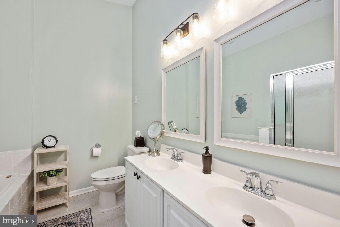 20421 Doncaster Terrace photo 38