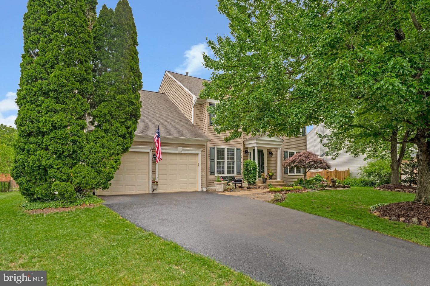 218 Foxborough Drive SW photo 2