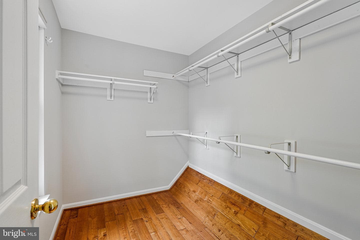 218 Foxborough Drive SW photo 30