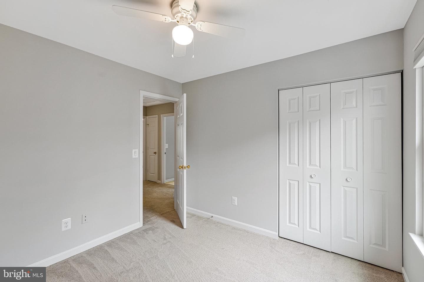 218 Foxborough Drive SW photo 39