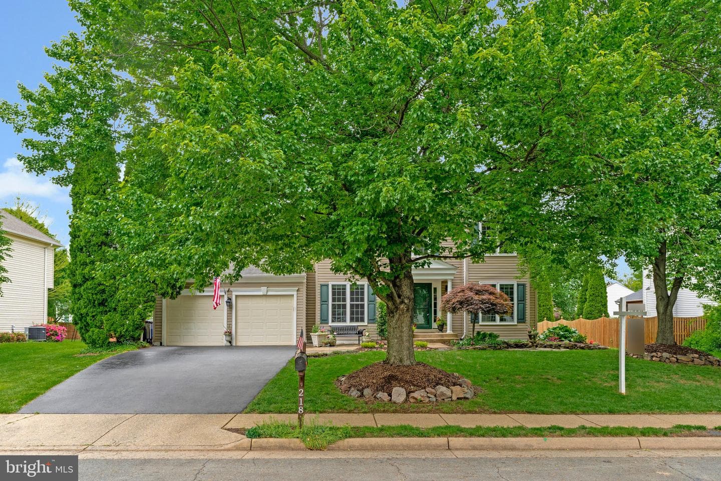 218 Foxborough Drive SW photo 5