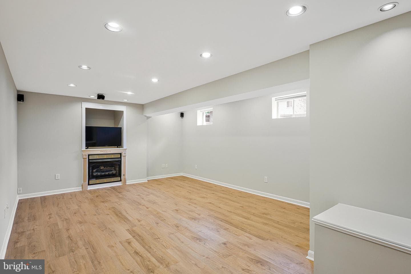 218 Foxborough Drive SW photo 53