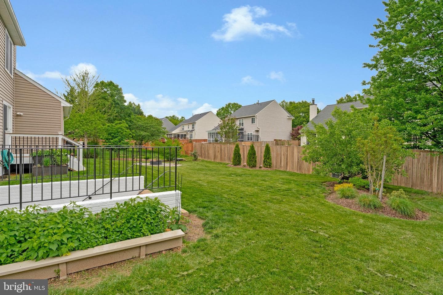 218 Foxborough Drive SW photo 58