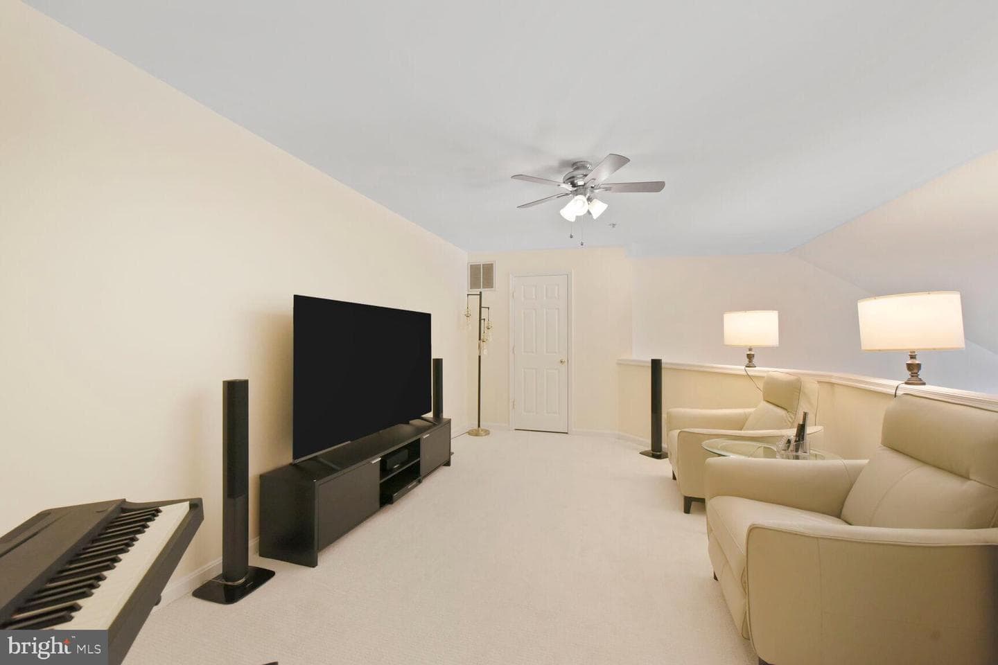 21875 Railway Terrace #301 photo 3