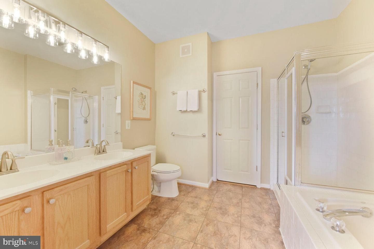 21875 Railway Terrace #301 photo 9