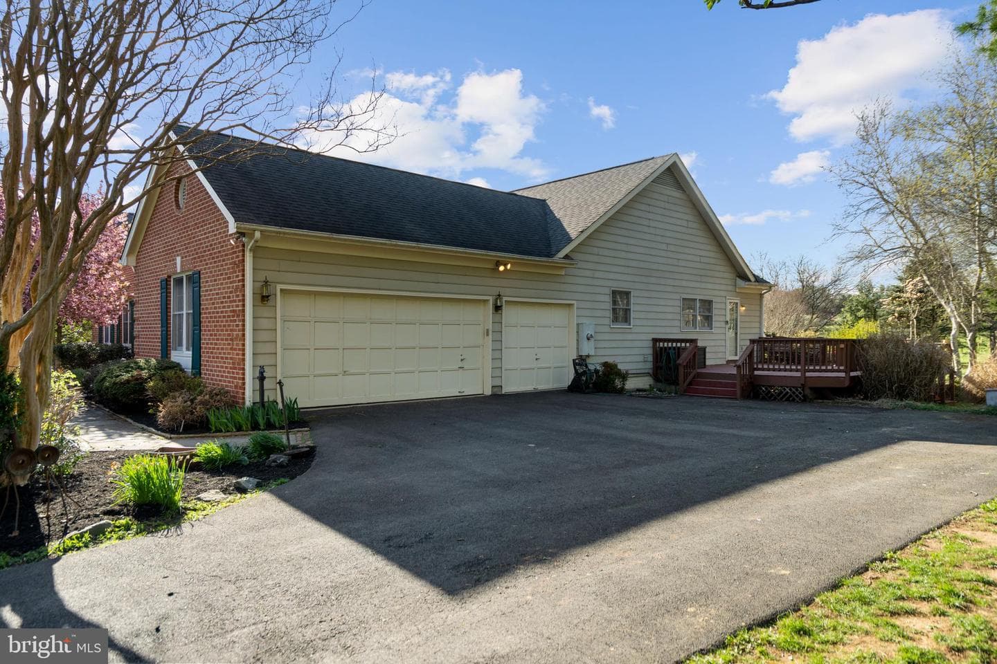 17001 Lakewood Court photo 39