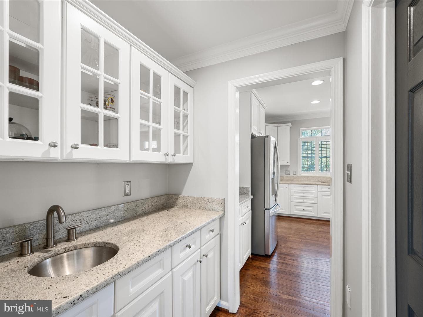 409 Lacey Court SW photo 10