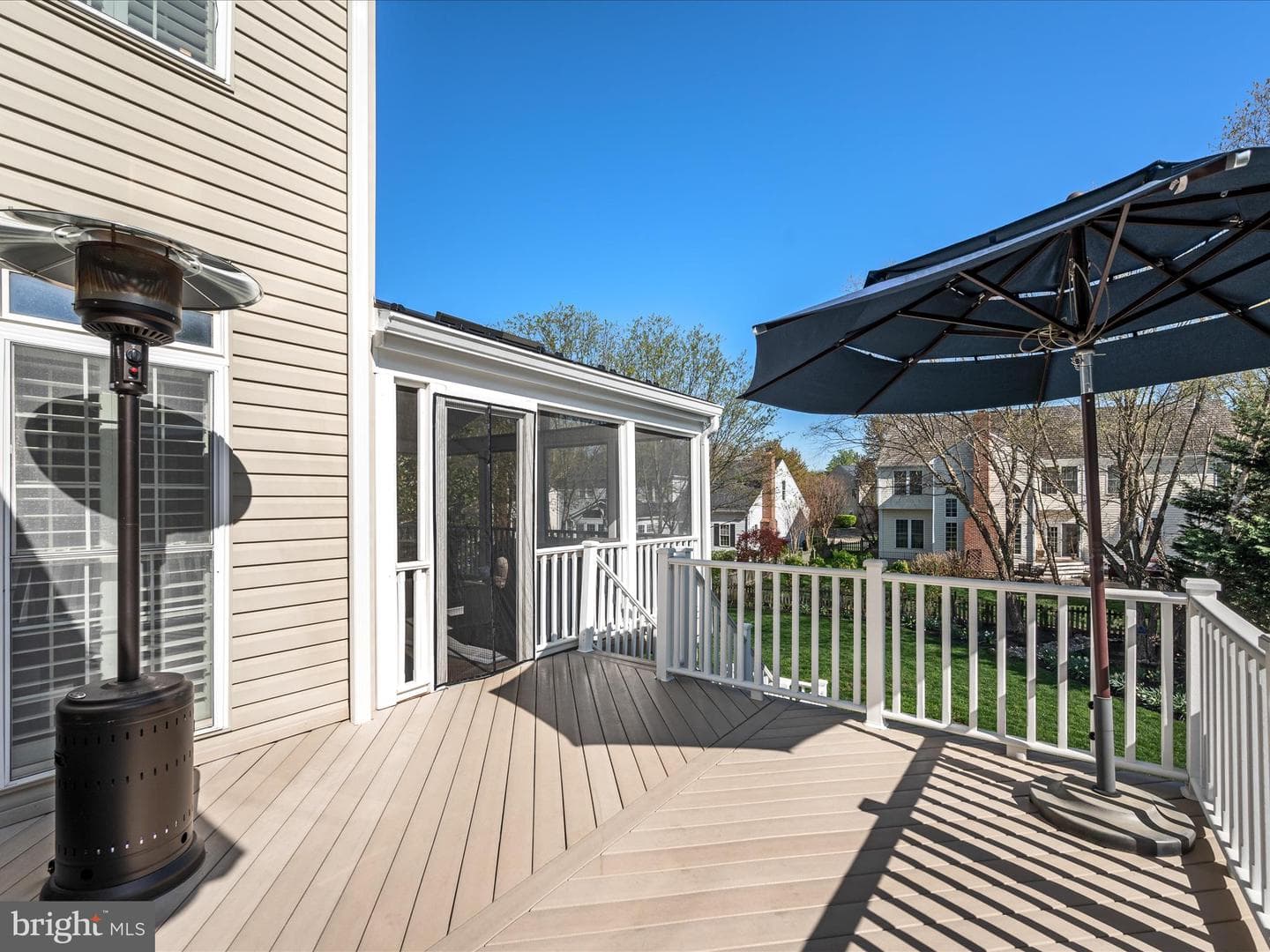 409 Lacey Court SW photo 44