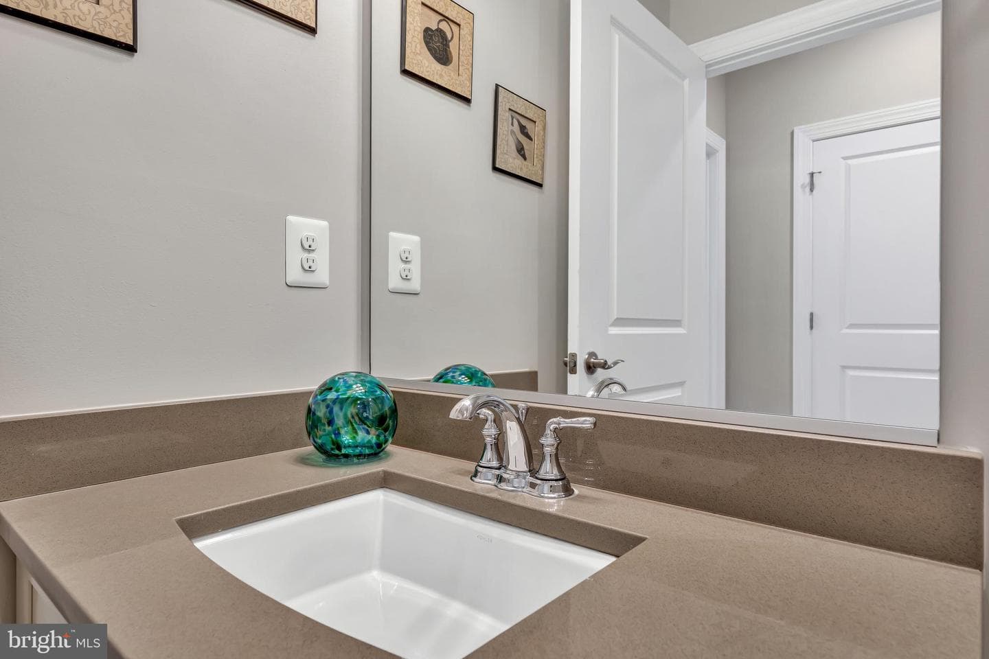 21004 Rocky Knoll Square #207 photo 37