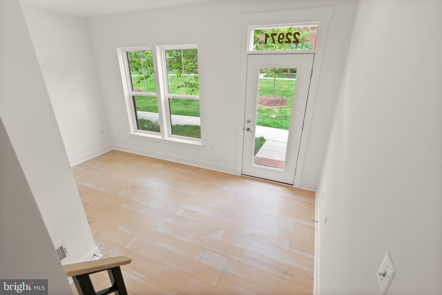 22971 Worden Terrace photo 9